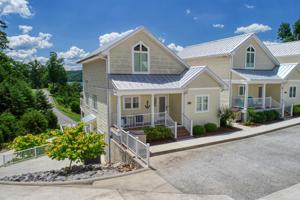 123 N Deer Hill Village Lane