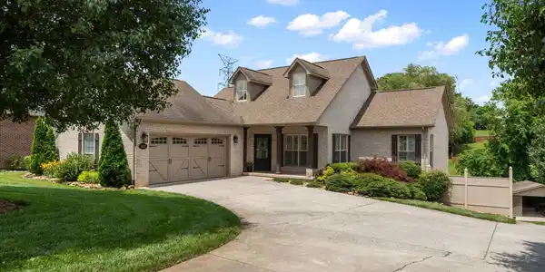 3928 Gooseneck Drive