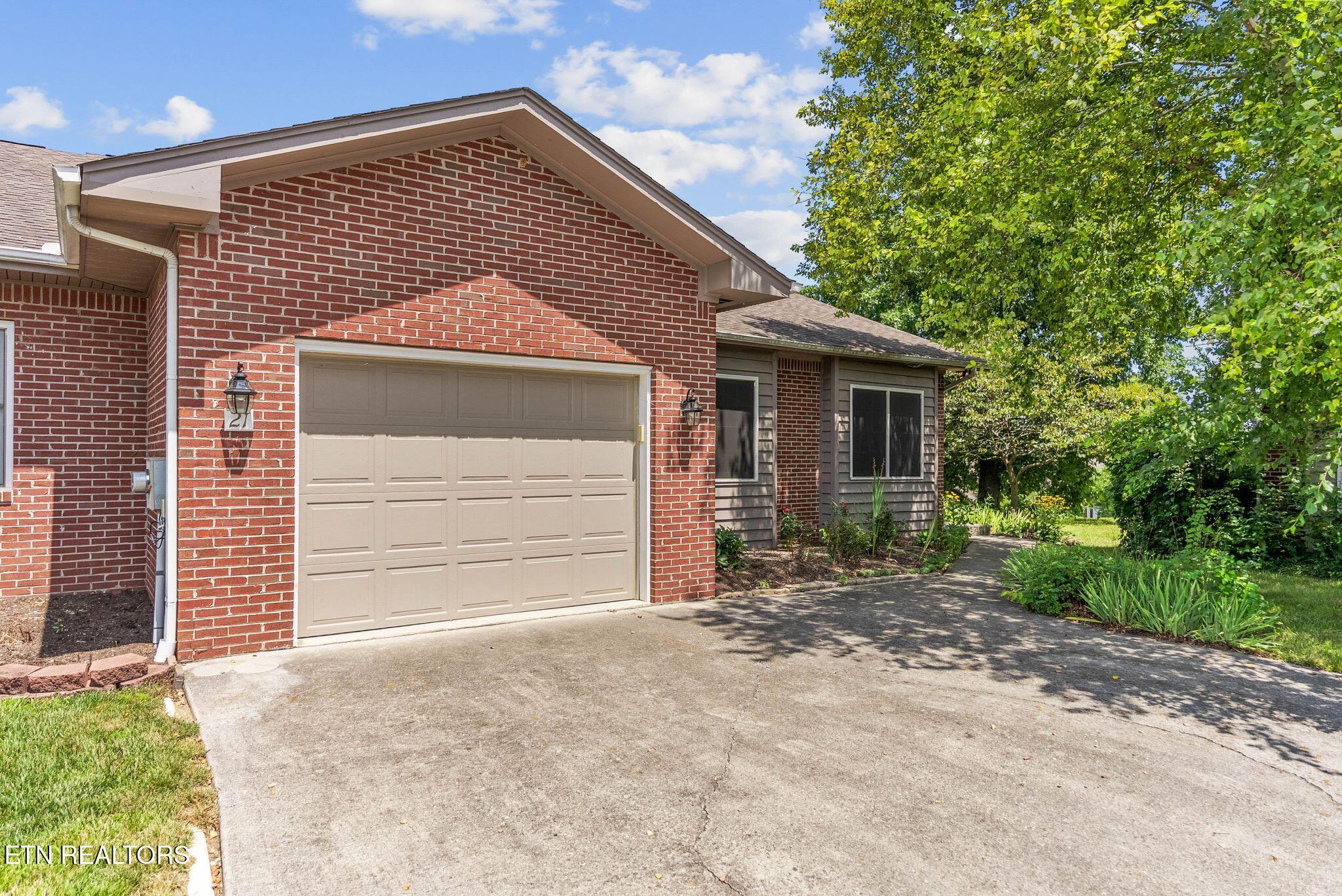 Image 3: 21 Rivers Ct-2