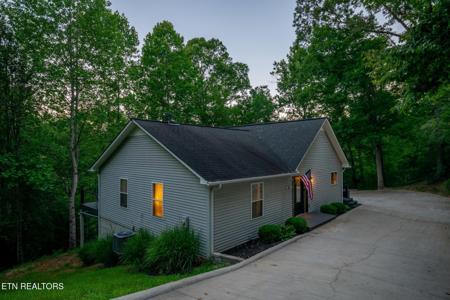 332 Pearl Rd