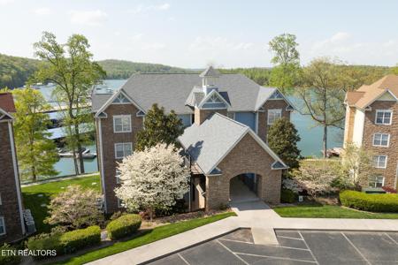 222 Pinnacle Point