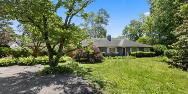 5800 Holston Hills Rd
