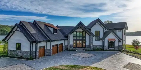 202 Crown Jewel Lane