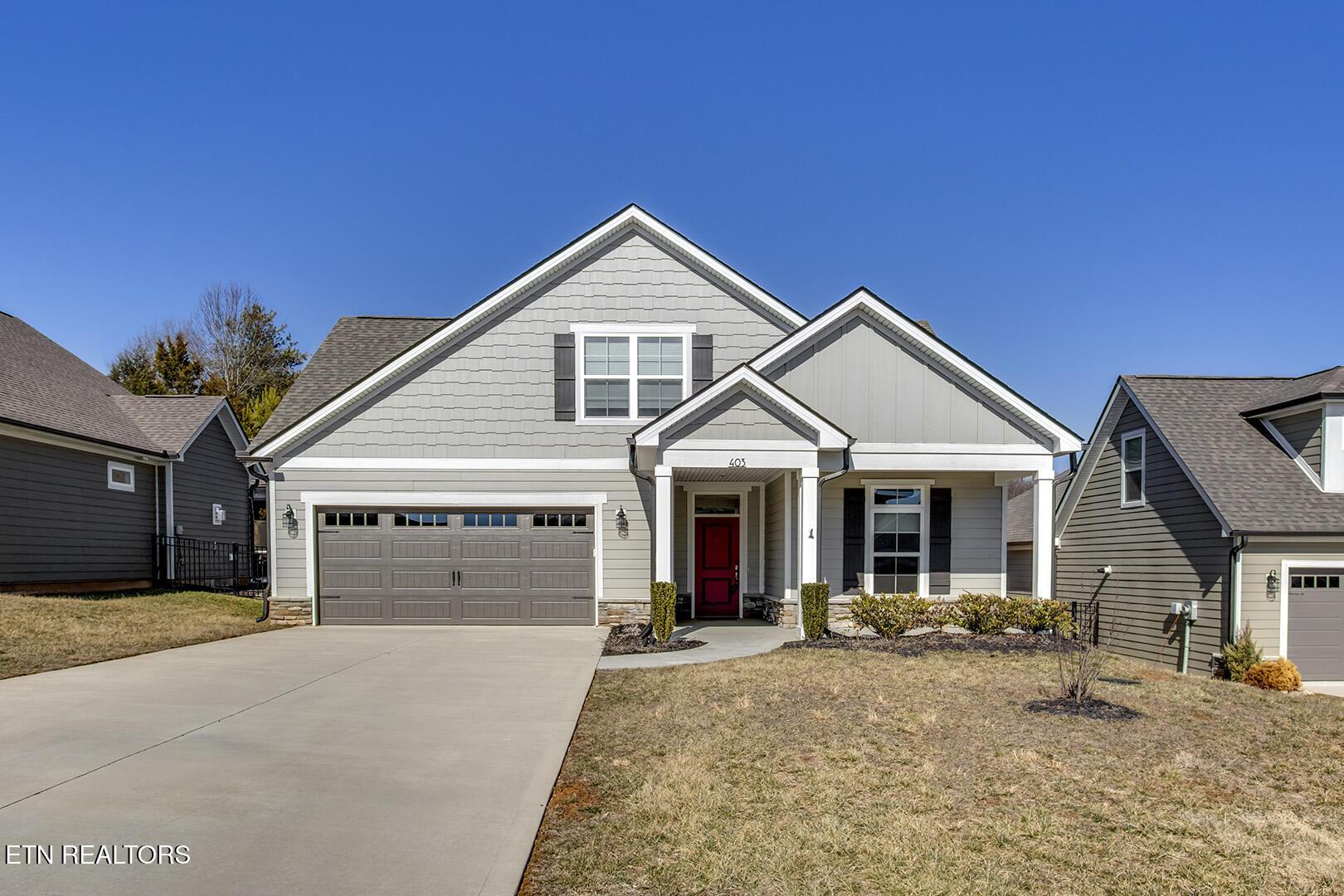 Image 1: 01_403 Sycamore Place_Front