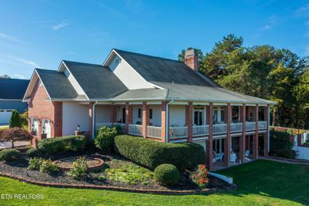 107 Cayuga Drive