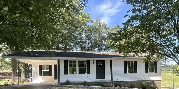 4089 Glenmore Drive