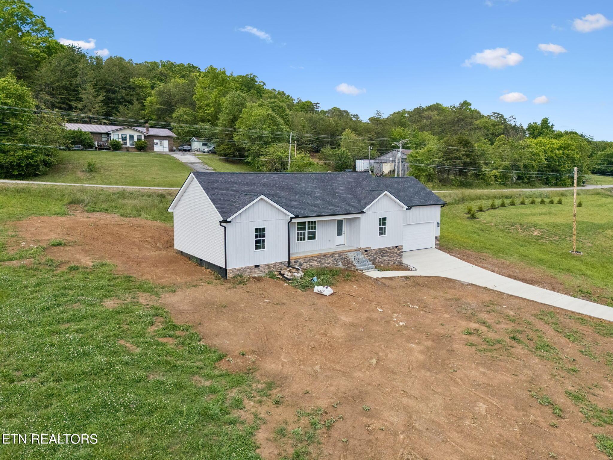 Image 2: 19-487 Straight Creek Church Rd - 019