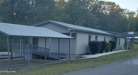 572 Randall Fugate Rd
