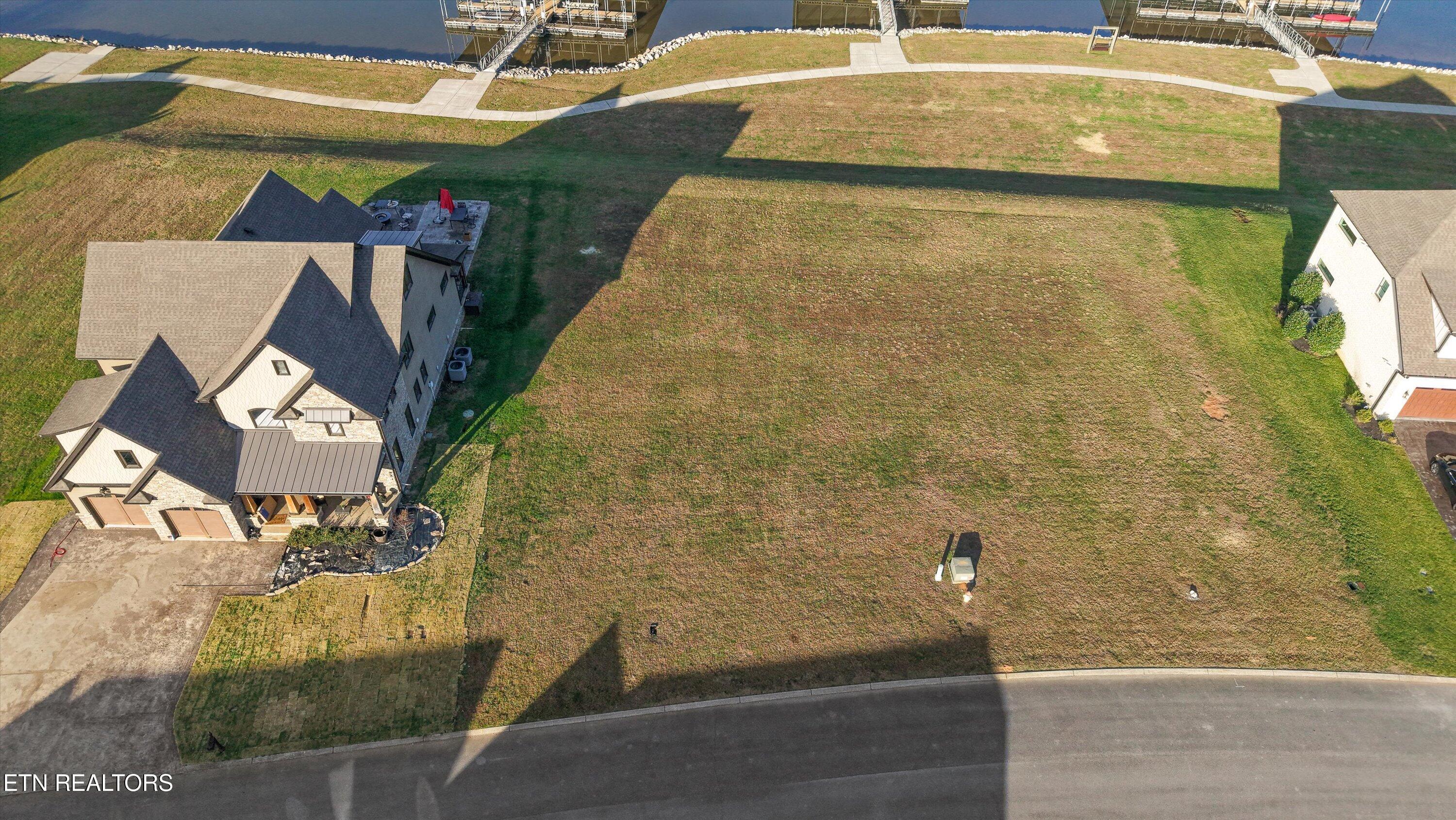 Image 3: 01-399 Charleston Lgt009