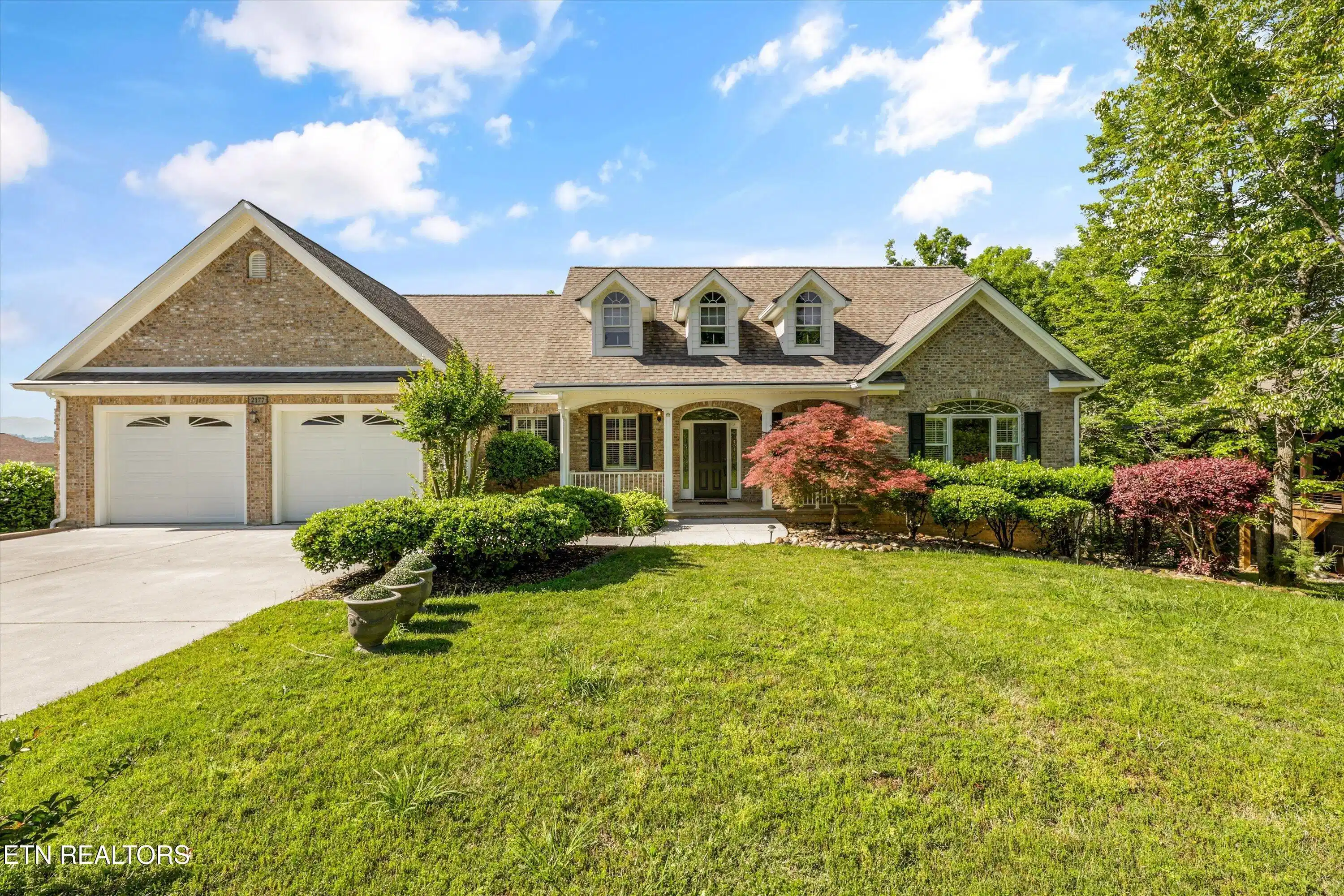 Image 1: 01-2177 Riverview Dr 58