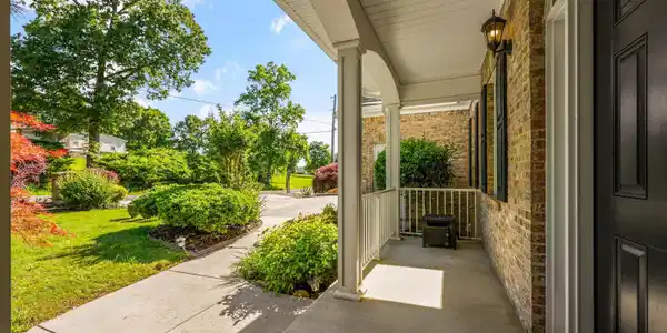 Image 3: 05-2177 Riverview Dr 57