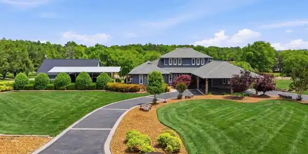 401 Gholdston Drive