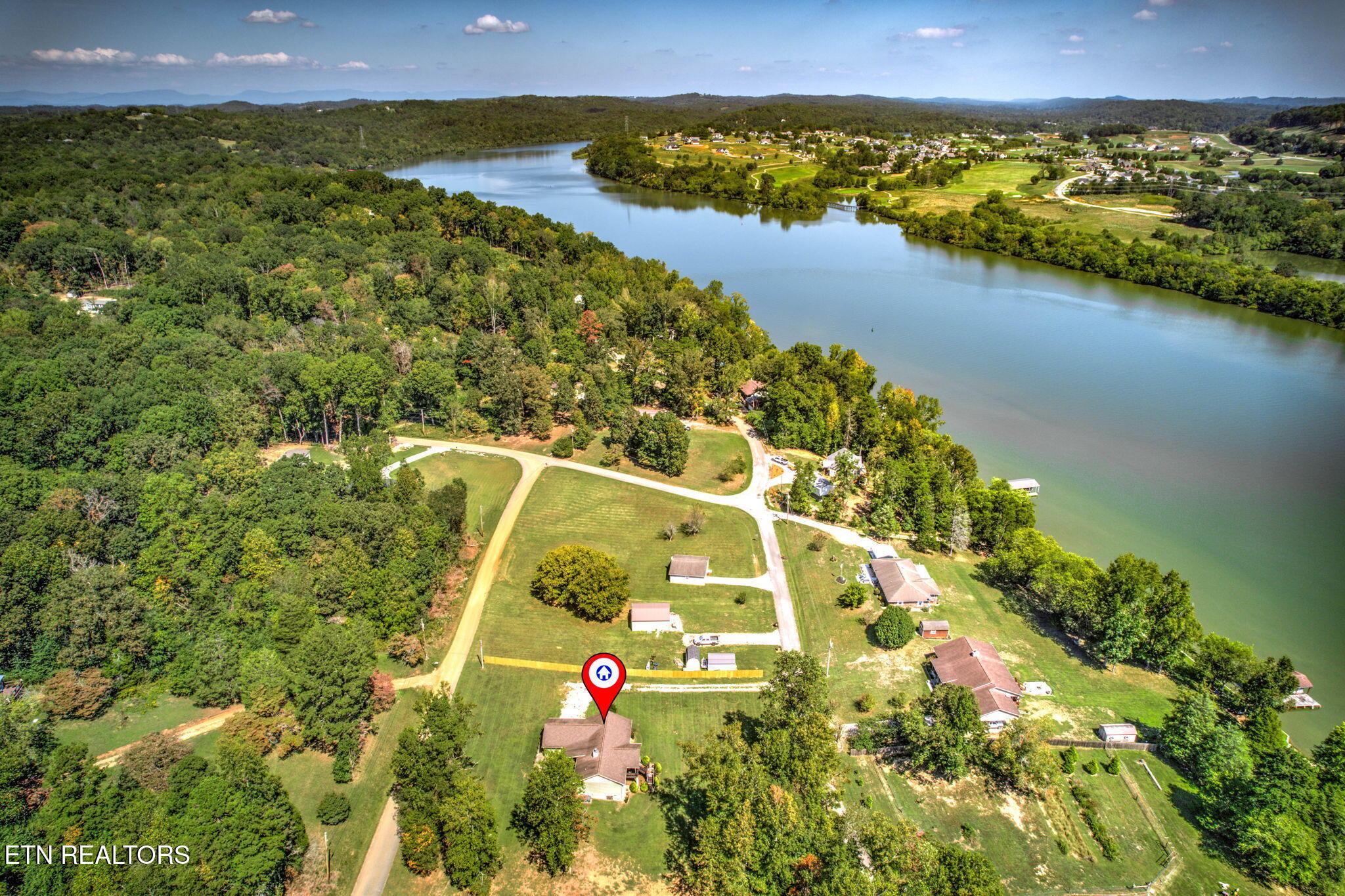 Image 2: 34-web-or-mls-DJI_0316_7_8-2