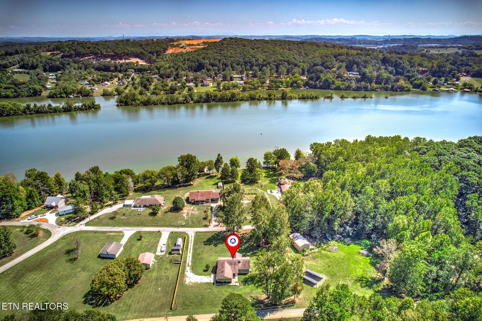 Image 3: 36-web-or-mls-DJI_0322_3_4-2