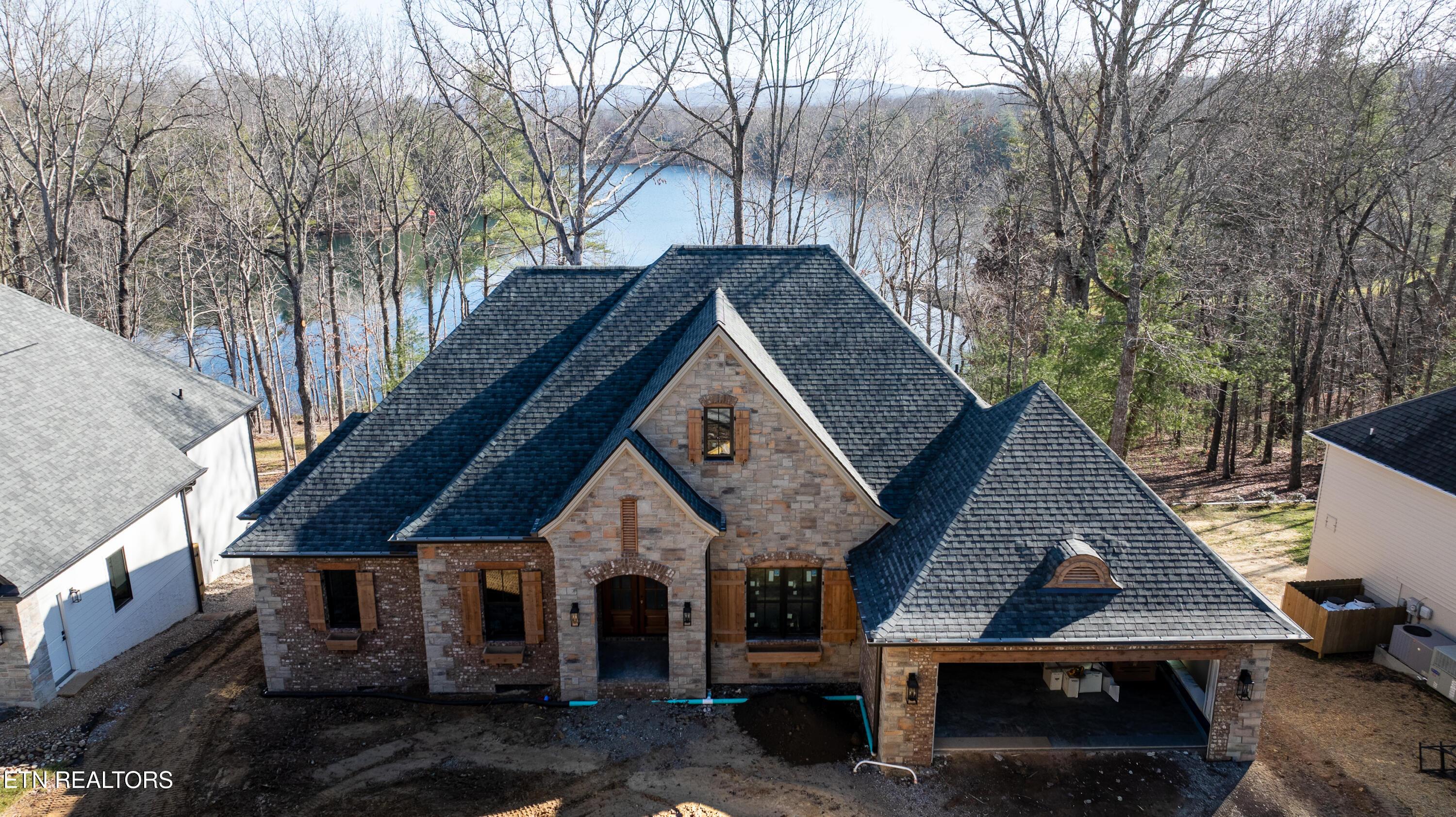 Image 1: 28 Hunterwood-07