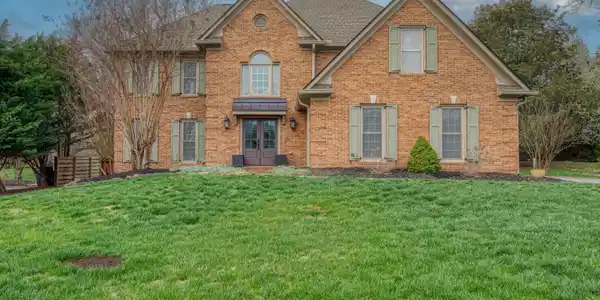 10605 Eagles View Drive
