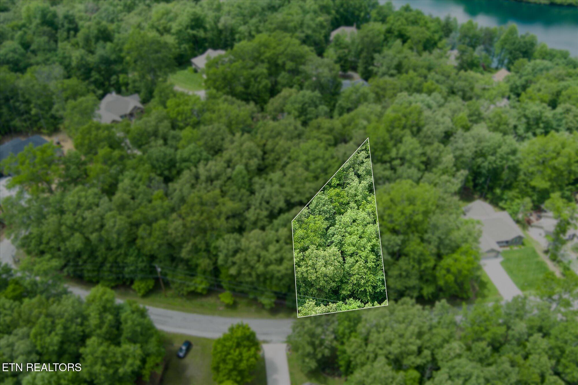 Image 1: 2-210 Beachwood Dr FFG_014_TNPC-Edit