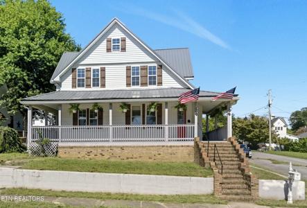 402 Byrd Ave