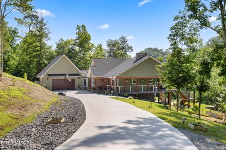 300 Black Fox Harbor Rd