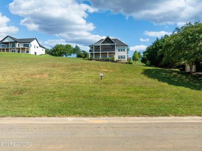 439 Chestnut Lane