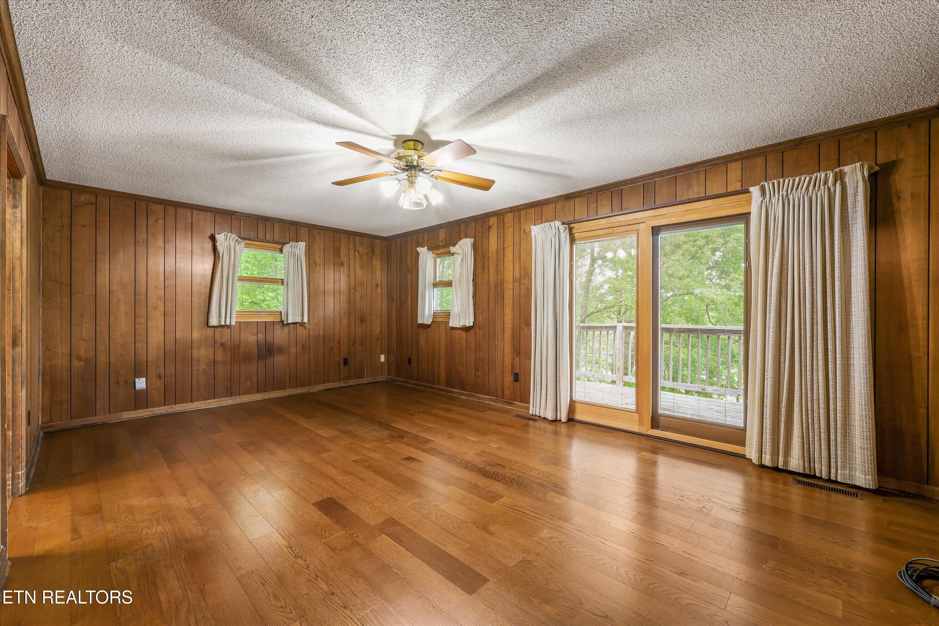 Image 4: 04-11417 Berry Hill Dr03