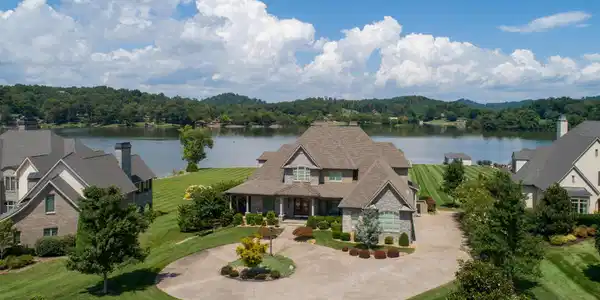 3517 Waterside Way