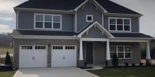 105 Ashton Fields Rd