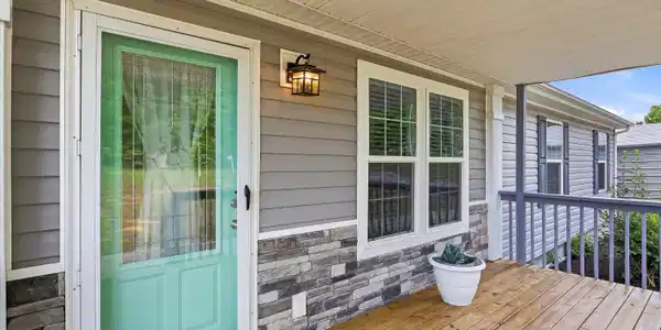 Image 3: 39-105 Cottage Dr-37