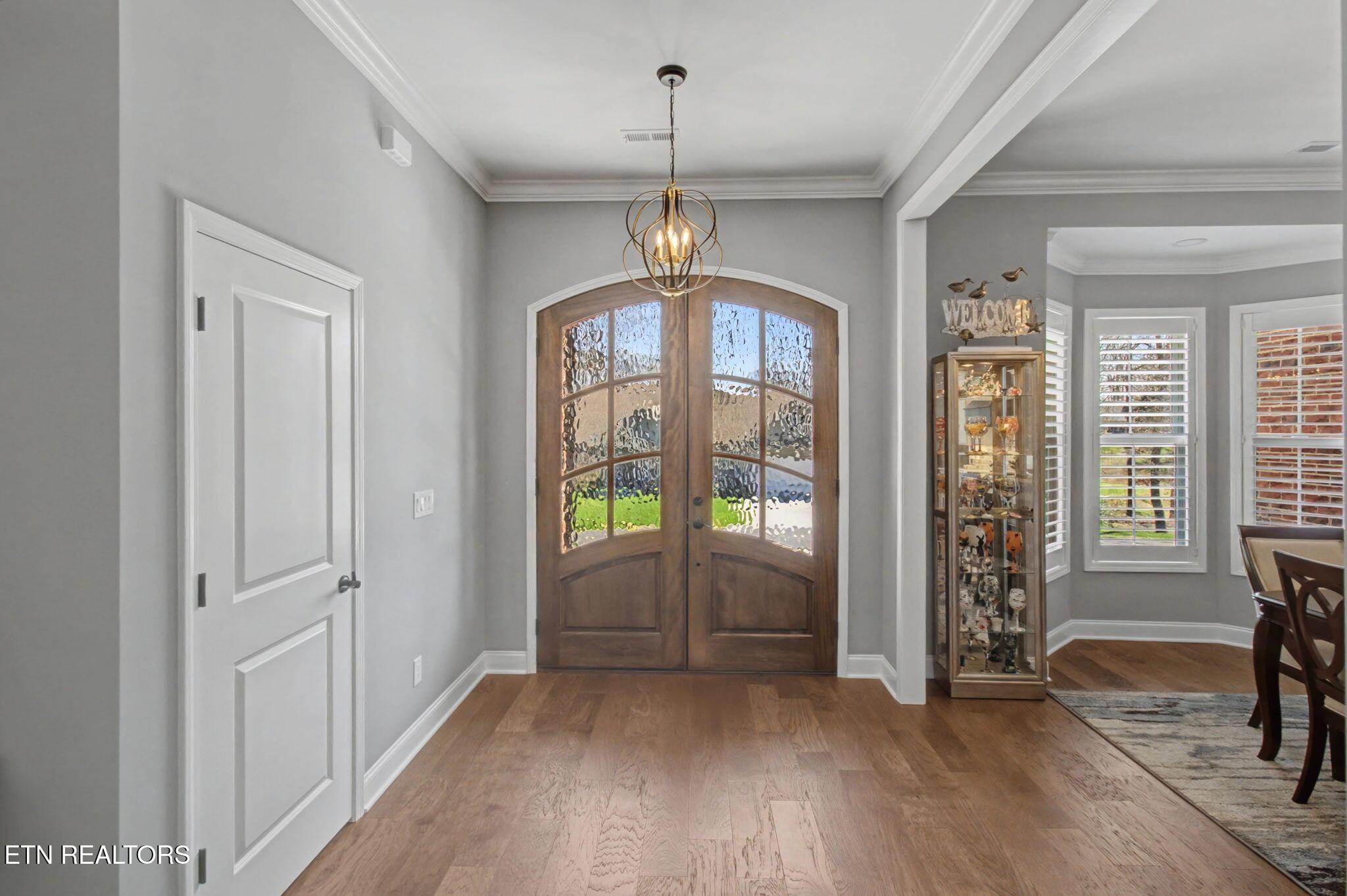 Image 4: Entry