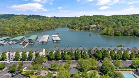 312 Waterside Circle
