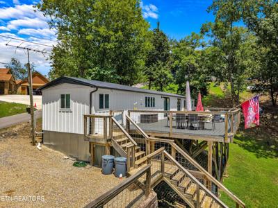 1607 Kinder Lane