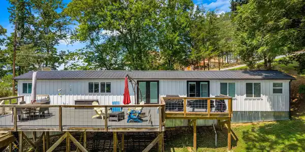Image 3: 003-1607KinderLane-Dandridge-TN-37725-SM