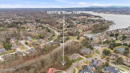 10311 N River Tr