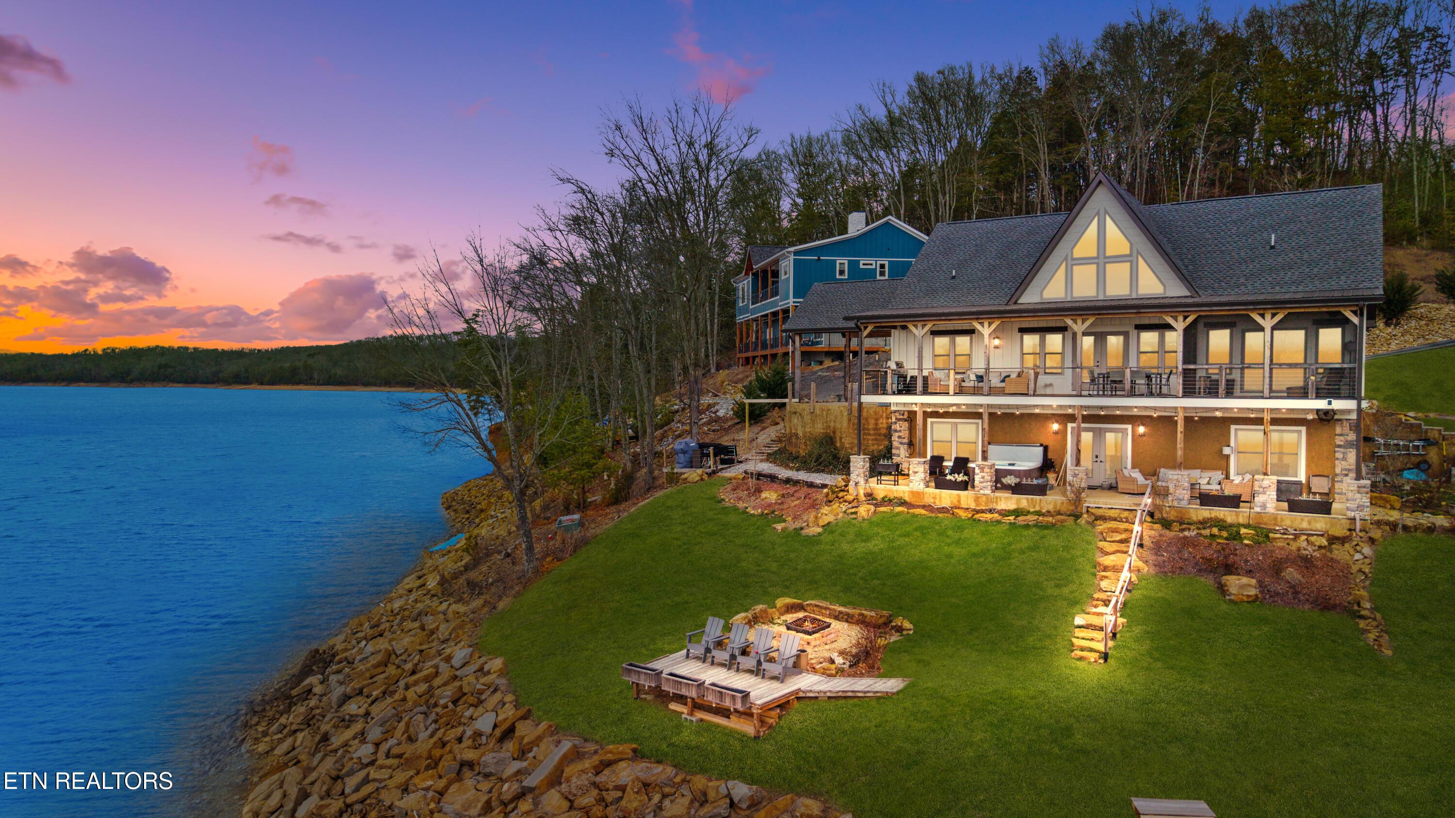 Image 4: Lakeside Lawn & Outdoor Living