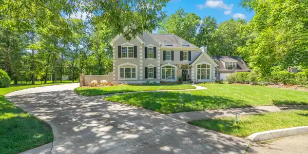 1310 Waterside Lane