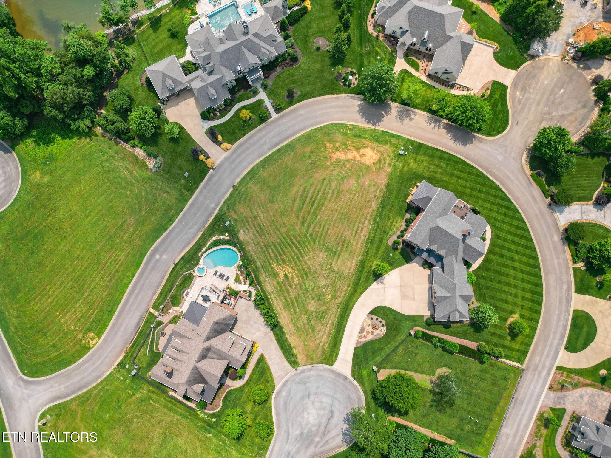Image 4: 4-web-or-mls-005--FULL (13)