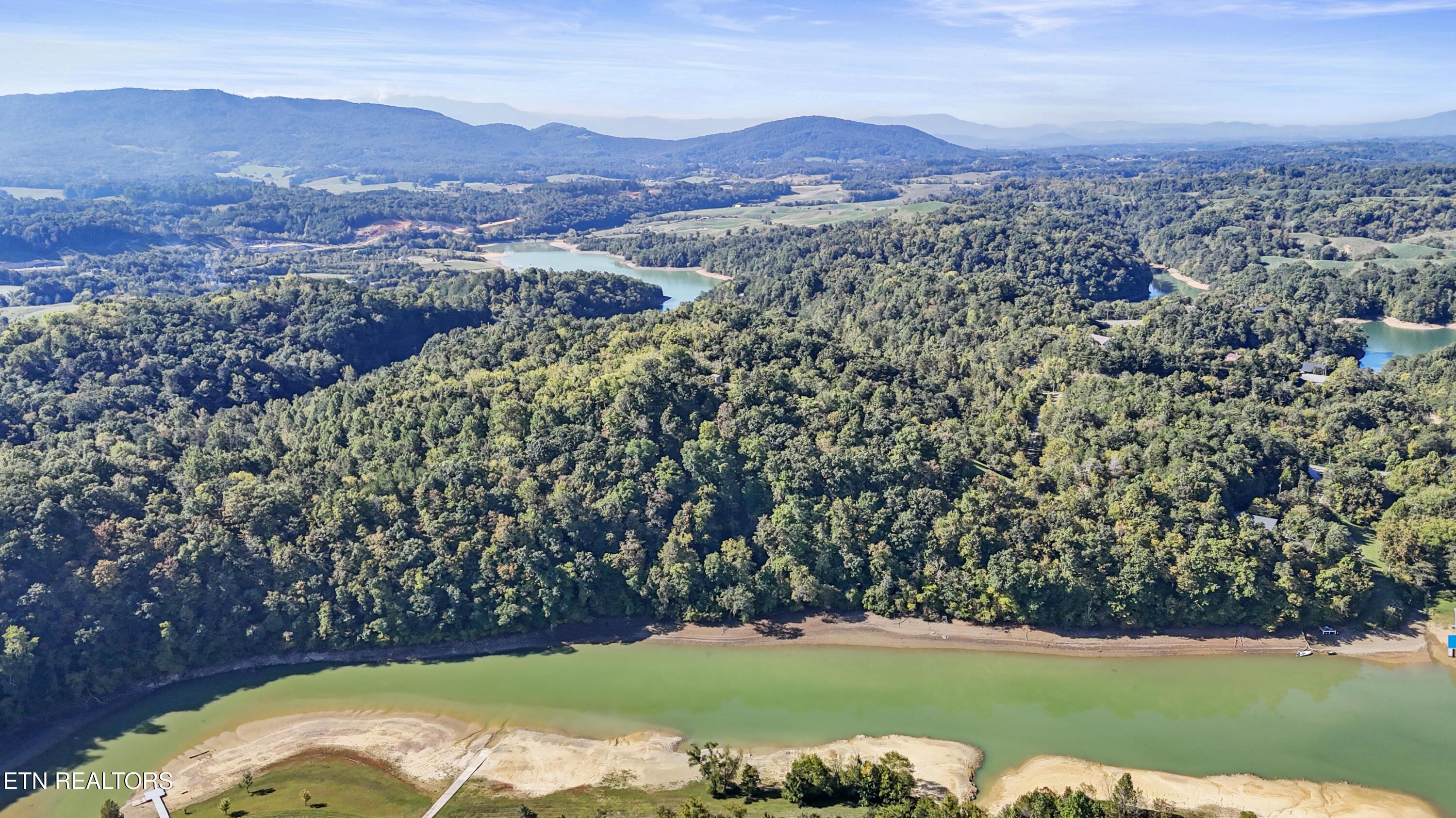 Image 2: dji_fly_20250918_104448_0277_17582192302