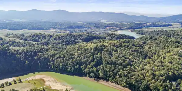 Image 4: dji_fly_20250918_104518_0279_17582192296