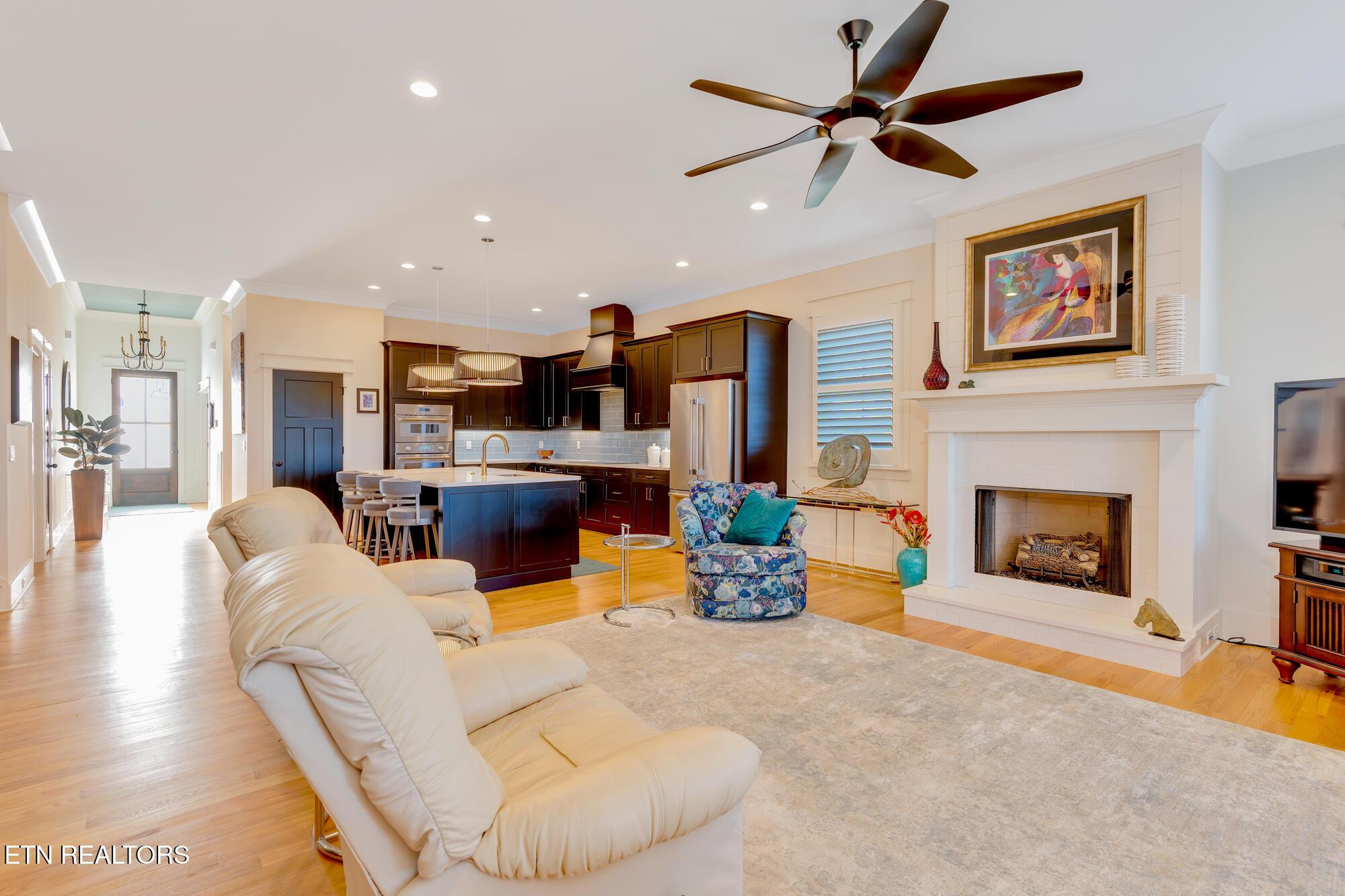 Image 3: 1801-River-Breeze-Dr-MLS-Photos-28