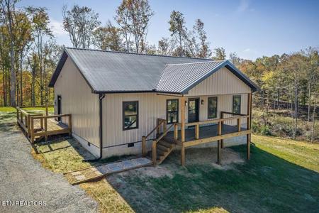 599 HUTCHINS BEND Rd