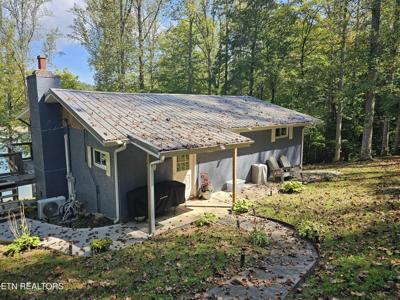 353 Beech Grove Loop