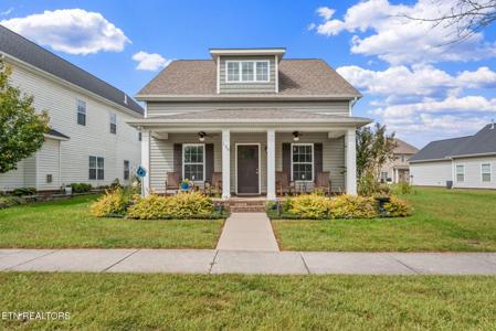 139 Hackberry St