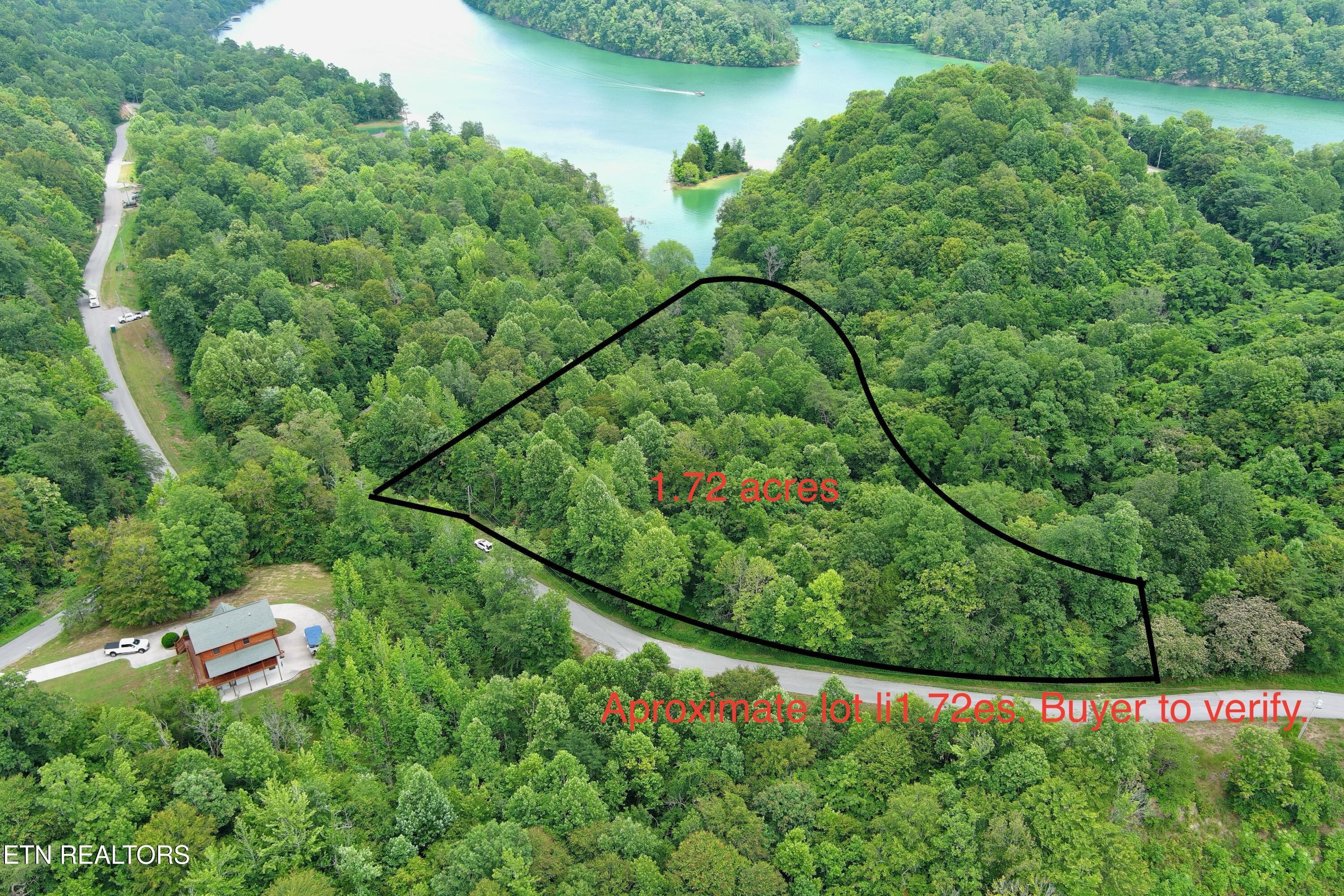 Image 2: Lot lines Approximate