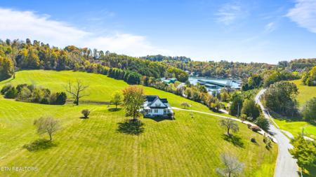277 Deerfield Way