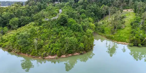 Image 4: dji_fly_20250520_121812_0337_17477580367