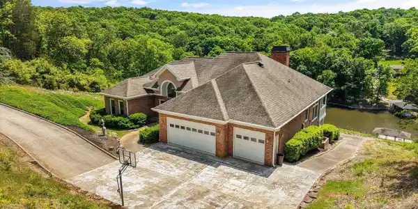 1001 Blackberry Ridge Rd