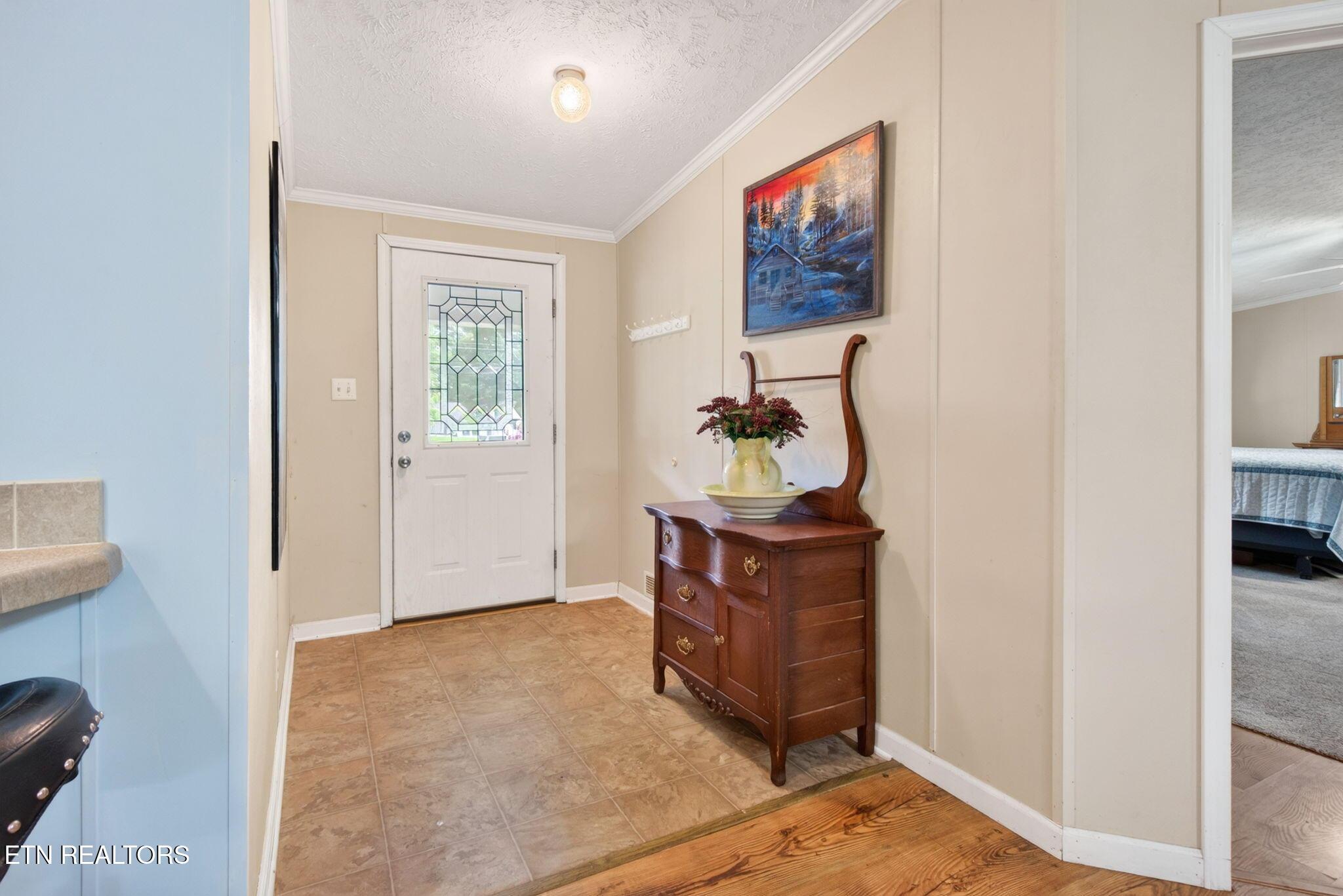 Image 4: 16-web-or-mls-9256 Cherokee Trail_17