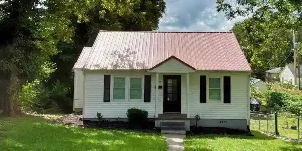 118 E Kentucky Ave