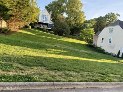 2105 Cottage Row Lane
