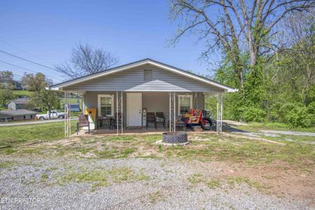 127 Riverview Dr